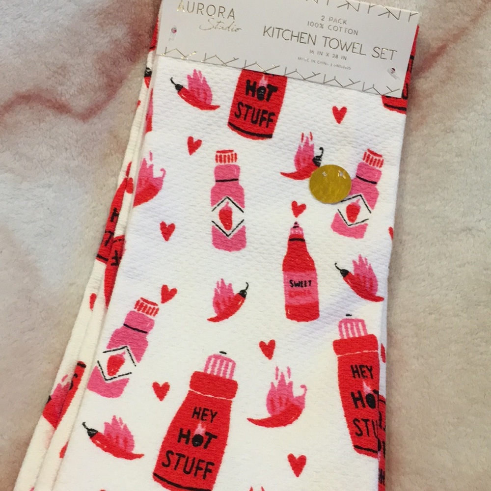 Hot Stuff Hot Sauce Valentine Kitchen Towels Set of Two NWT Cotton 16x28”
